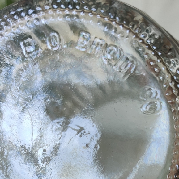 Vintage 1970s Clear Ribbed Glass Vase 8.5" Tall Marked E.O. Brody Cleveland Ohio - Picture 8 of 8